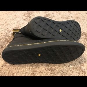 DR MARTEN SHERIDAN CASUAL BOOTS